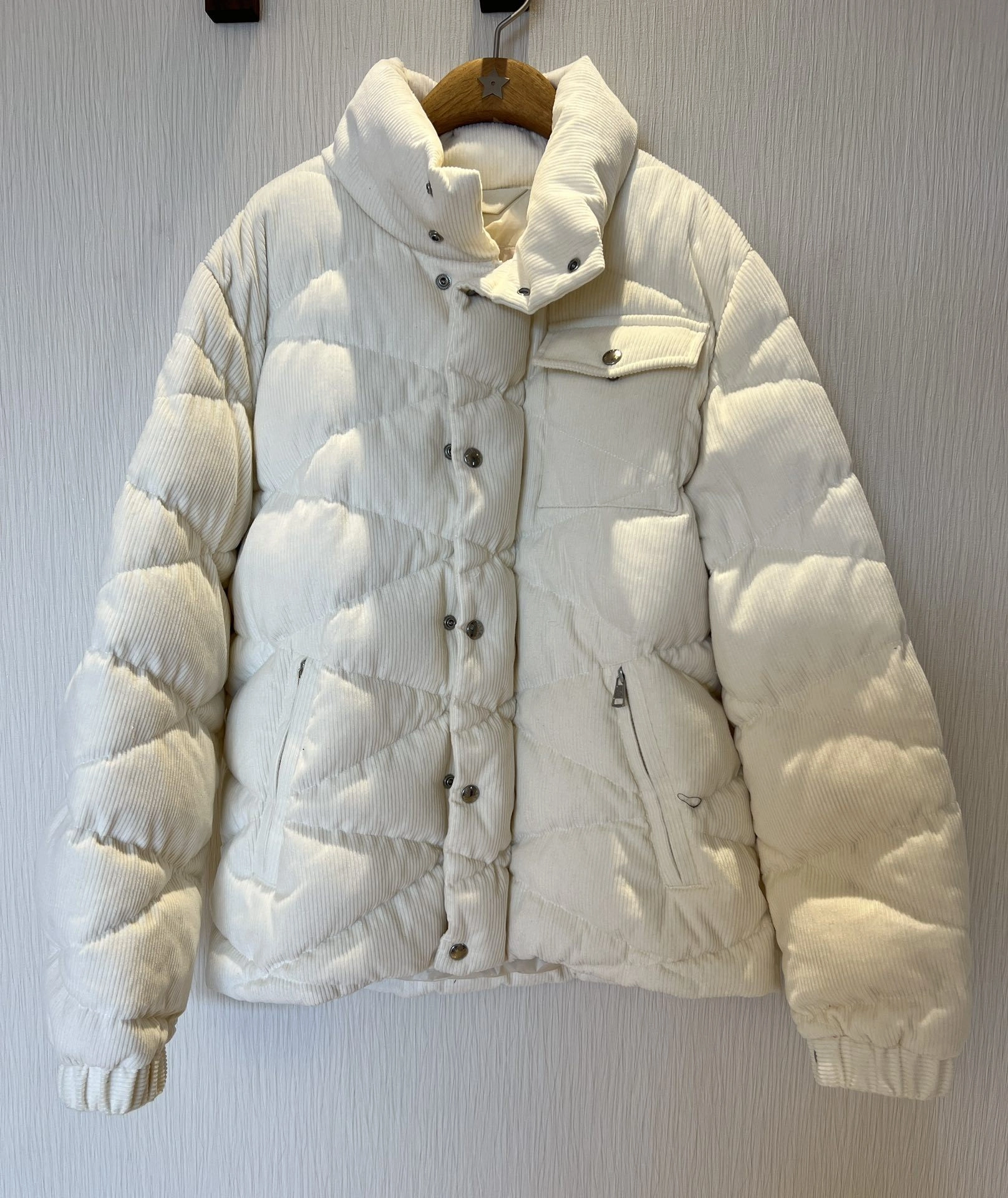 wg.luxury- 7o9385r Down jacket item:D-F000J3099T